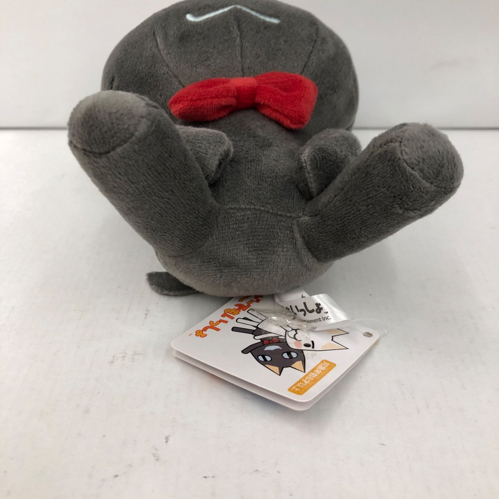 瀬戸店】どこでもいっしょ おすわりポーズぬいぐるみ クロ【713