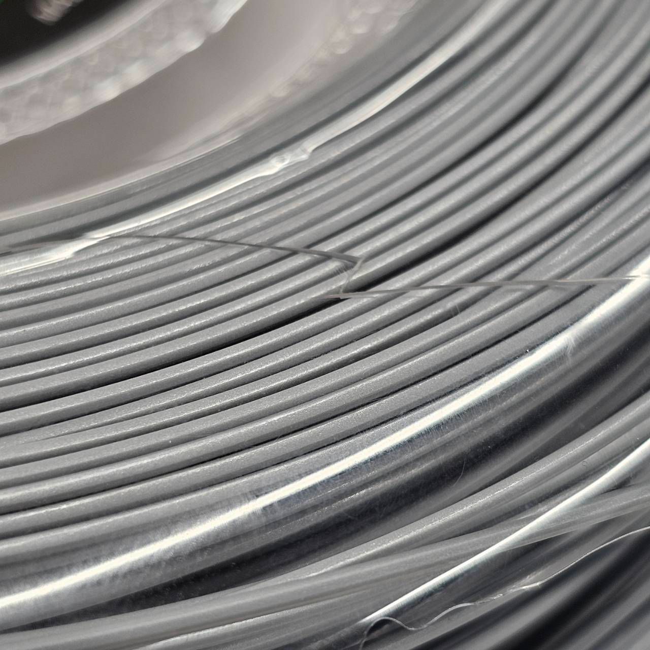 訳アリ 未発売モデル ヨネックス YONEX ポリツアー ドライブ 1.25mm 200Mロール シルバー 硬式テニスポリエステルガット PTD125-2 並行輸入品 LLC-HASEGAWATOSO_COM