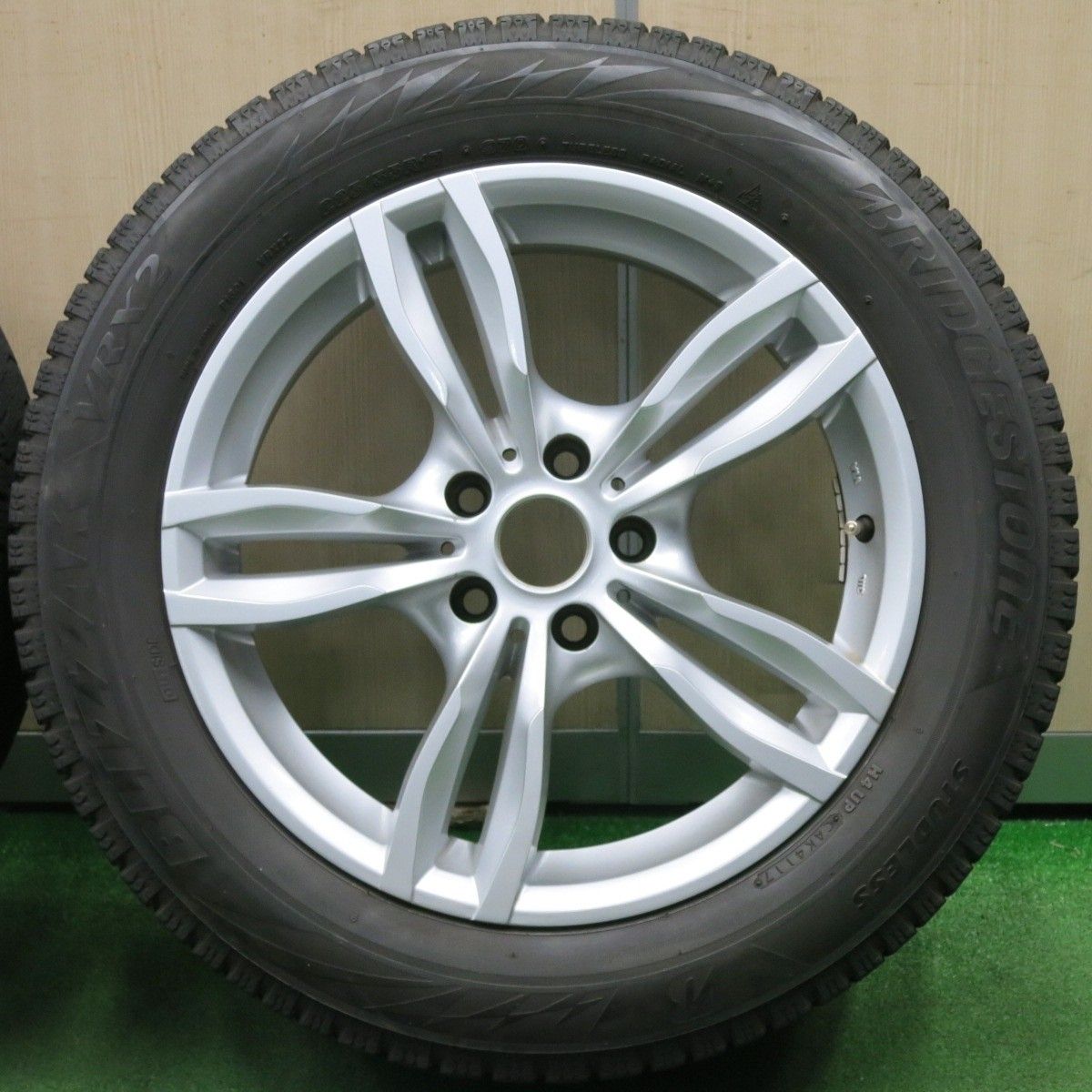 キレイ☆BMW 等 MAK 225/55R17 スタッドレス ブリヂストン ブリザック 