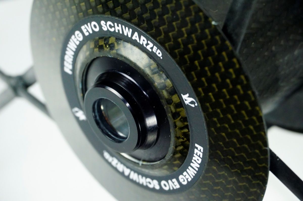 LIGHTWEIGHT 「ライトウェイト」 FERNWEG EVO 63 SCHWARZ ED TL DISC
