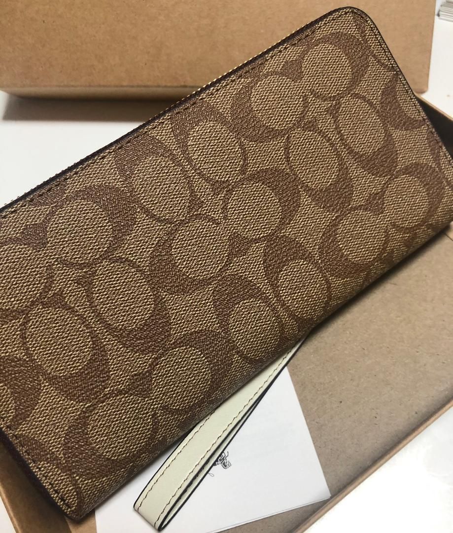 COACH コーチ 新品 スヌーピー 長財布 レディース 小物 財布 087