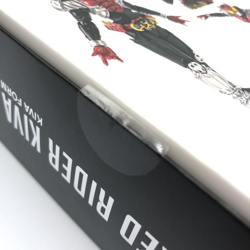 バンダイ S.H.Figuarts 真骨彫製法 仮面ライダーキバ キバフォーム 6
