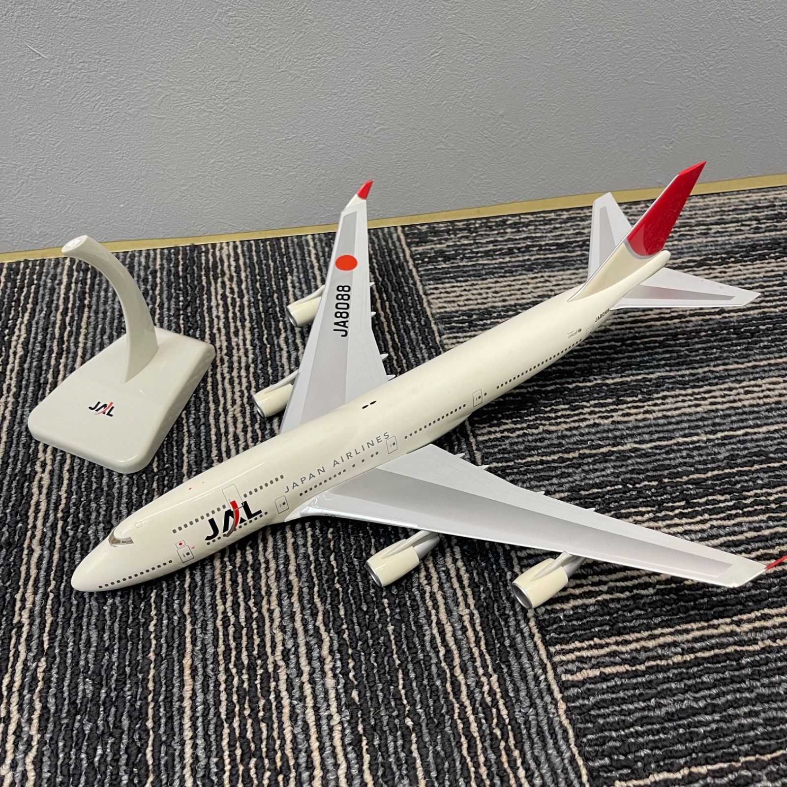 JAL BOEING 747-400 1/300 限定品 hogan ボーイング Yahoo!オークション - JAL B747-400 太陽のアーク塗装 1/200