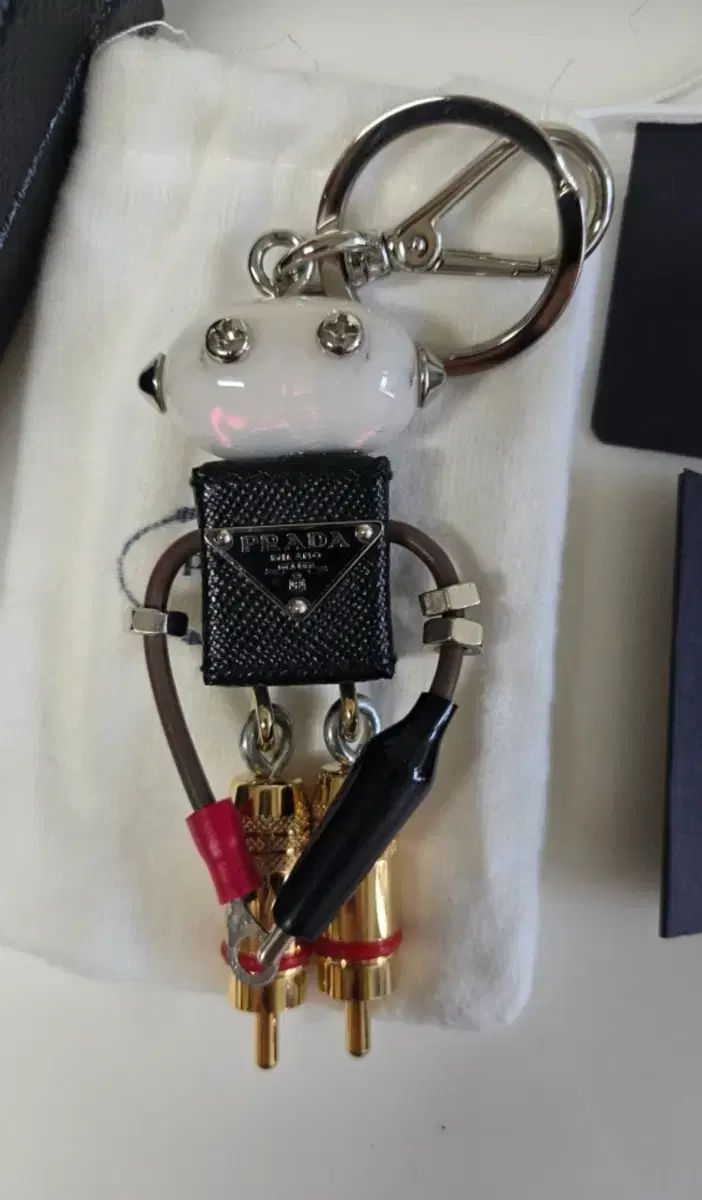Prada(プラダ) エドワード ロボット キーリングPRADA プラダ ロボット