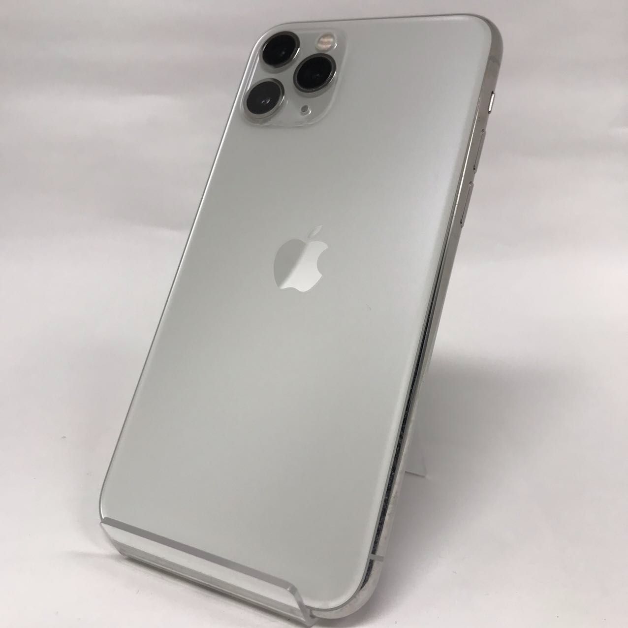 iPhone 11 Pro 256GB シルバー Cランク SIMフリー Apple 3723 - メルカリ