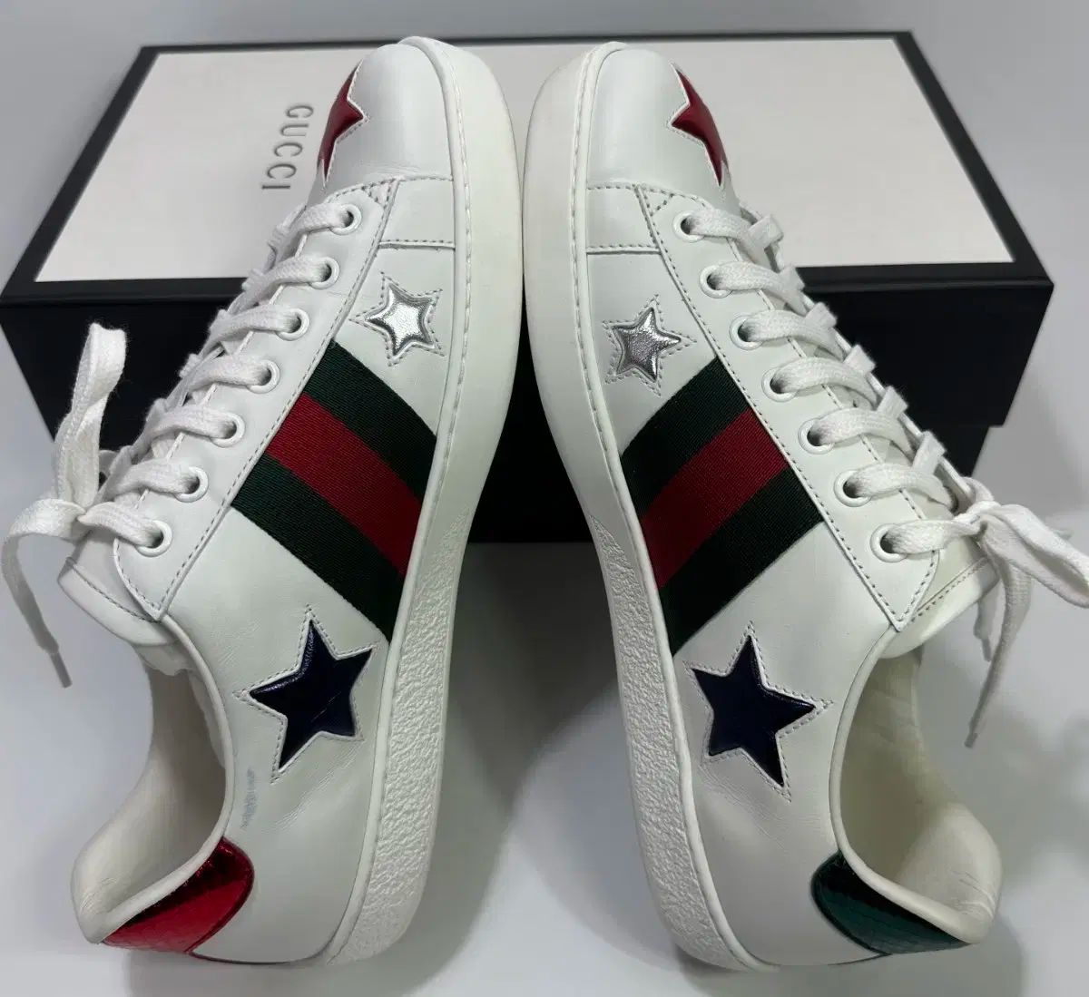 gucci スニーカー 販売 韓国