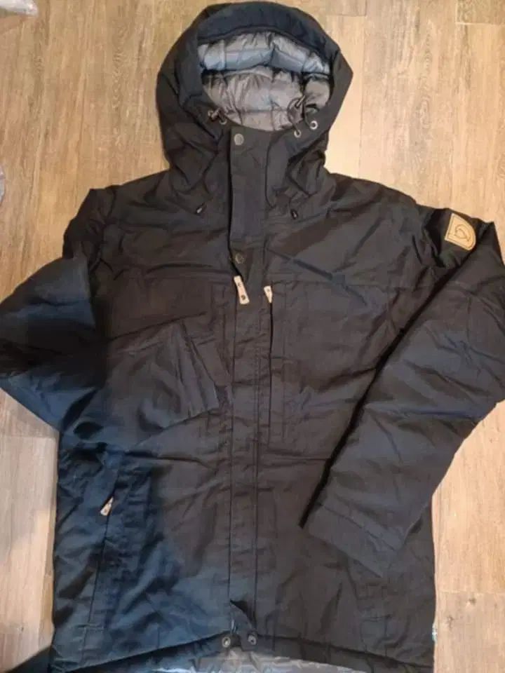 フェールラーベン スコーソ パデッドジャケット