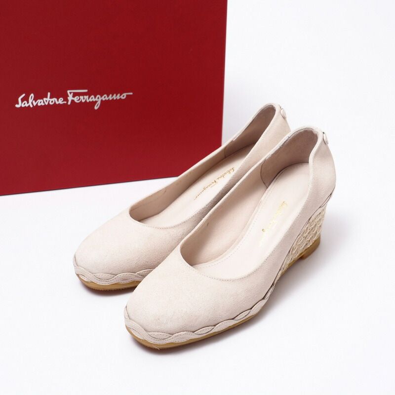 □美品□ Salvatore Ferragamo サルヴァトーレ フェラガモ《CAPRAIA》エスパドリーユ パンプス  6.5D（24cm相当）ウエッジソール ヴァラリボン スエードレザー ピンク イタリア製 ブランド古着【中古】20221115/GM0874 -  メルカリ