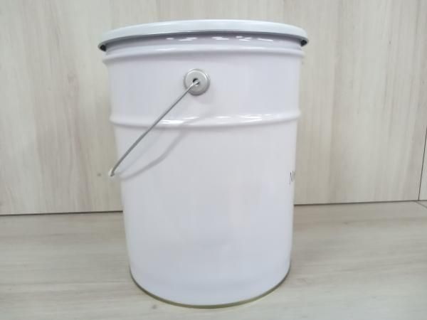 メルセデスベンツ　ペール缶　白 メルセデスベンツ ペール缶 フタクッション付き イス スツール