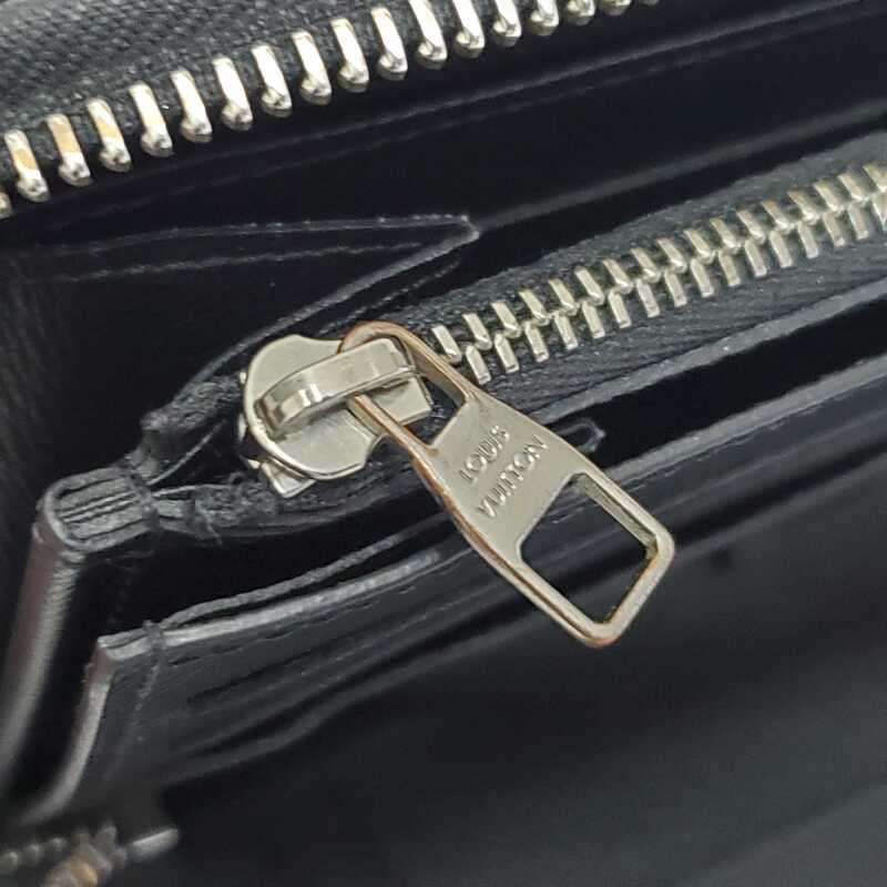 未使用に近い ルイヴィトン 長財布 タイガ ジッピーウォレット ヴェル