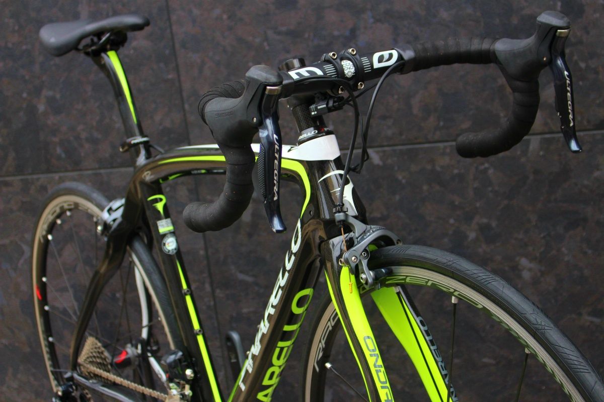 PINARELLO ピナレロ PRINCE サイズ500 2015年モデル PINARELLO 「ピナレロ」 PRINCE 2015年モデル ロードバイク