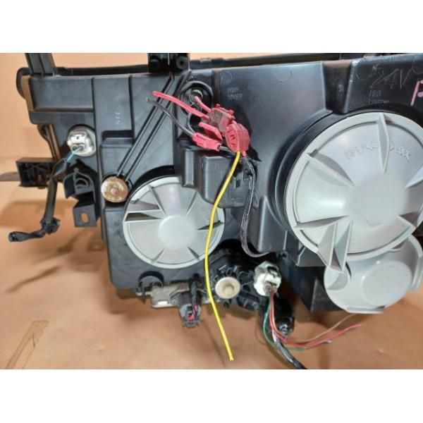 コーティング済 デリカD5 CV5W 右ヘッドランプ・ヘッドライト G パワー  