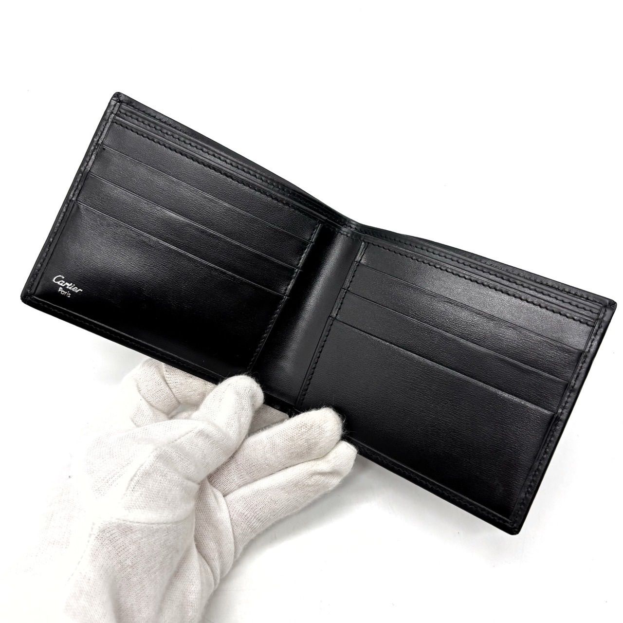 美品✨Cartier カルティエ 二つ折り財布 ブラック レザー 小銭 美品✨Cartier カルティエ 二つ折り財布 ブラック レザー 小銭
