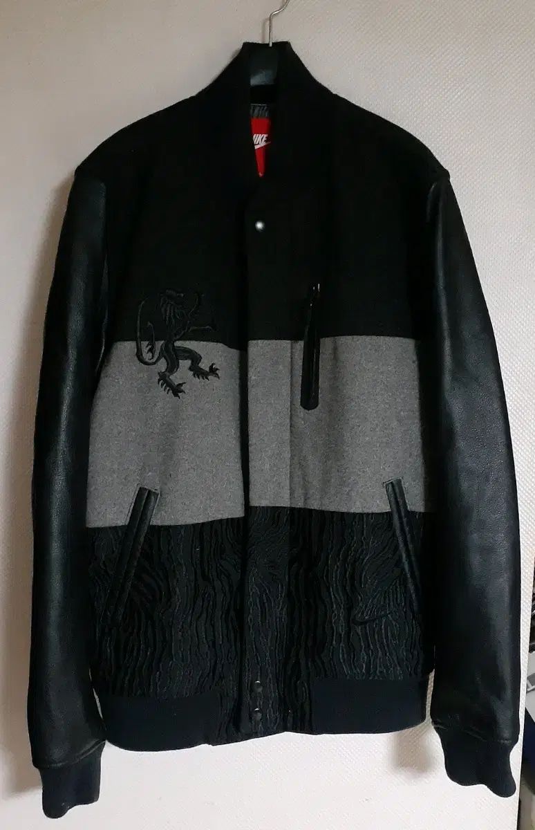 L NIKE ディストロイヤー サファリ レブロン スタジャン 105