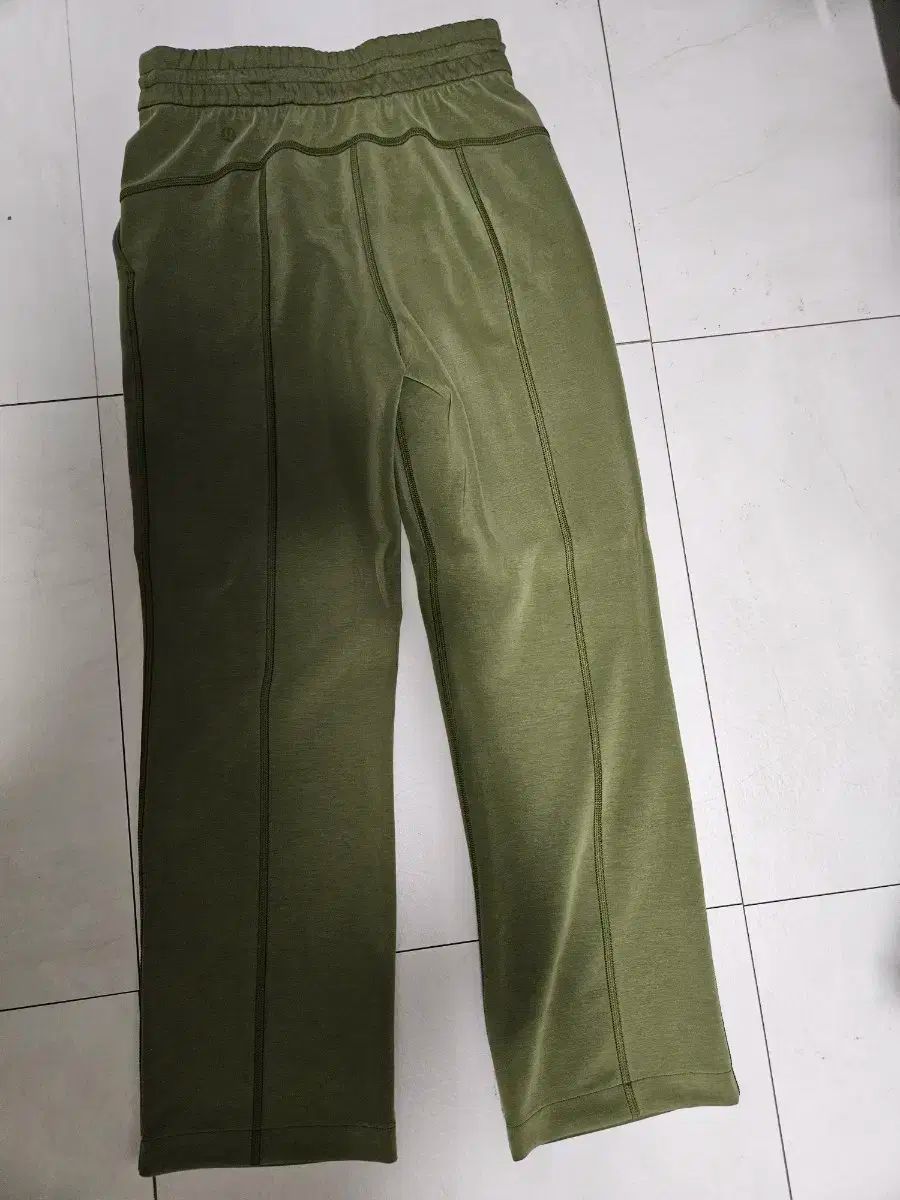 G/FORE ジーフォアゴルフメンズ 両面着 ベストとスウェットパンツセット G/FORE ジーフォアゴルフメンズ 両面着 ベストとスウェットパンツ