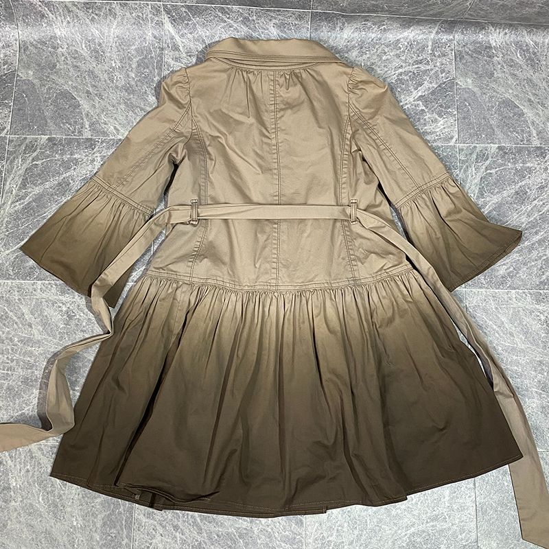 BURBERRY BLUE LABEL トレンチコート 38　グラデーション BURBERRY BLUE LABEL トレンチコート 38 グラデーション - メルカリ