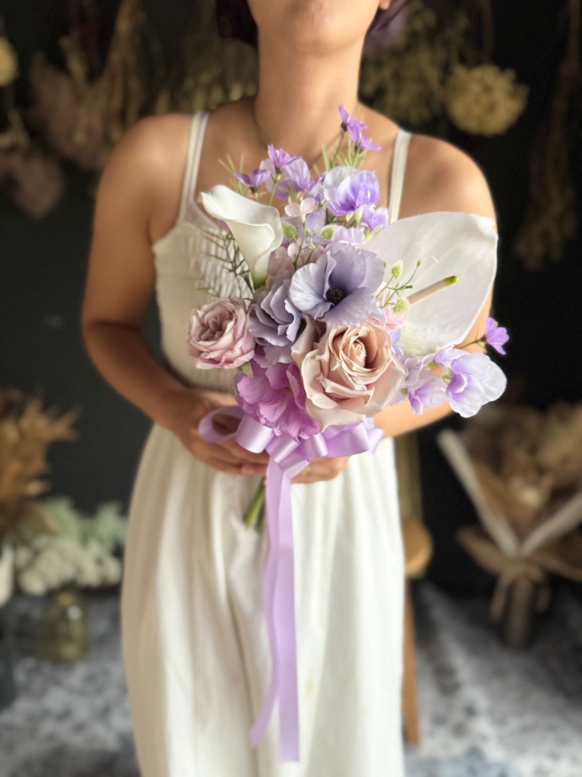 紫×ホワイトクラッチブーケ ブートニア