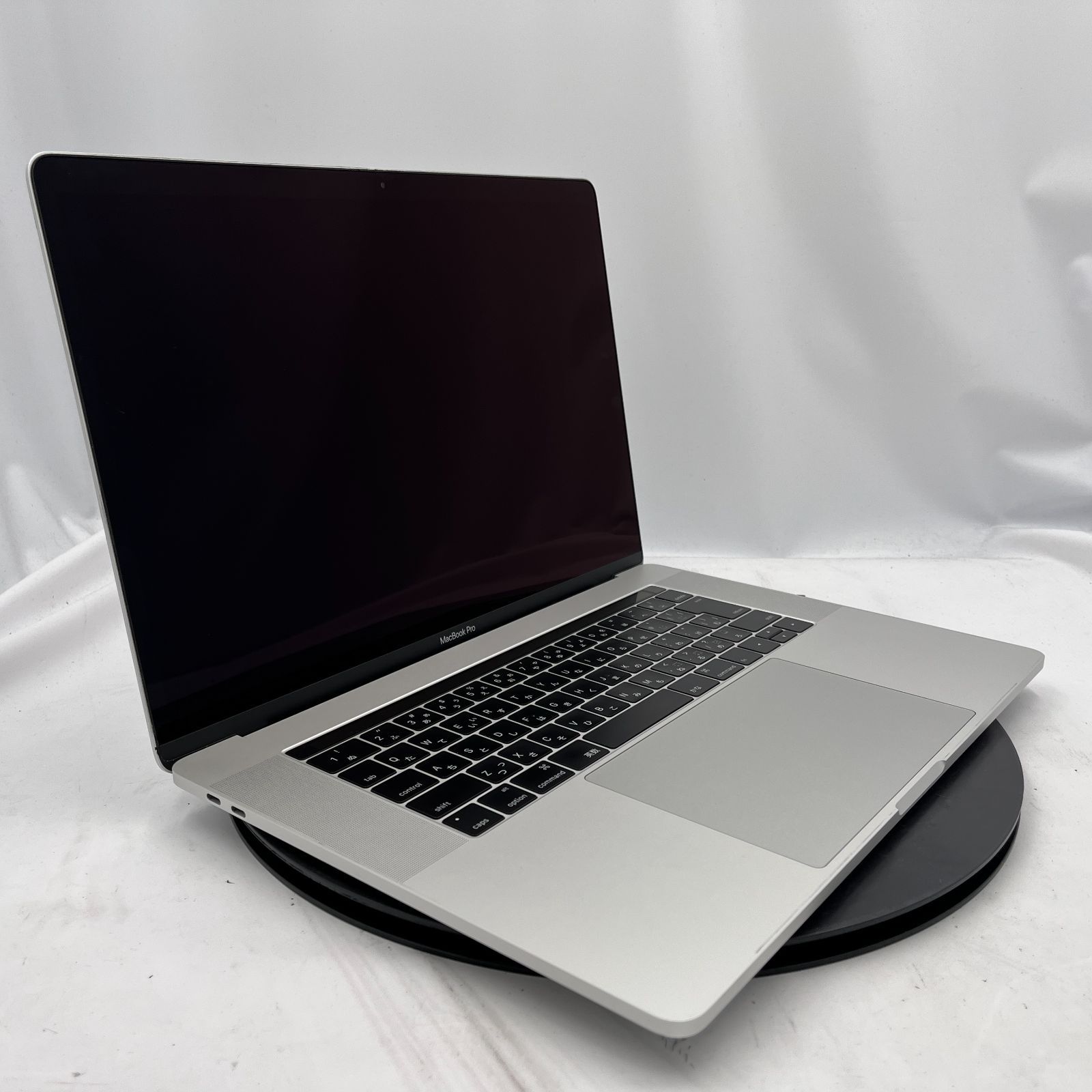 起動× Apple MacBook Pro 15-inch 2016 シルバー 不明 15.4インチ OS無し ノートパソコン RM 243