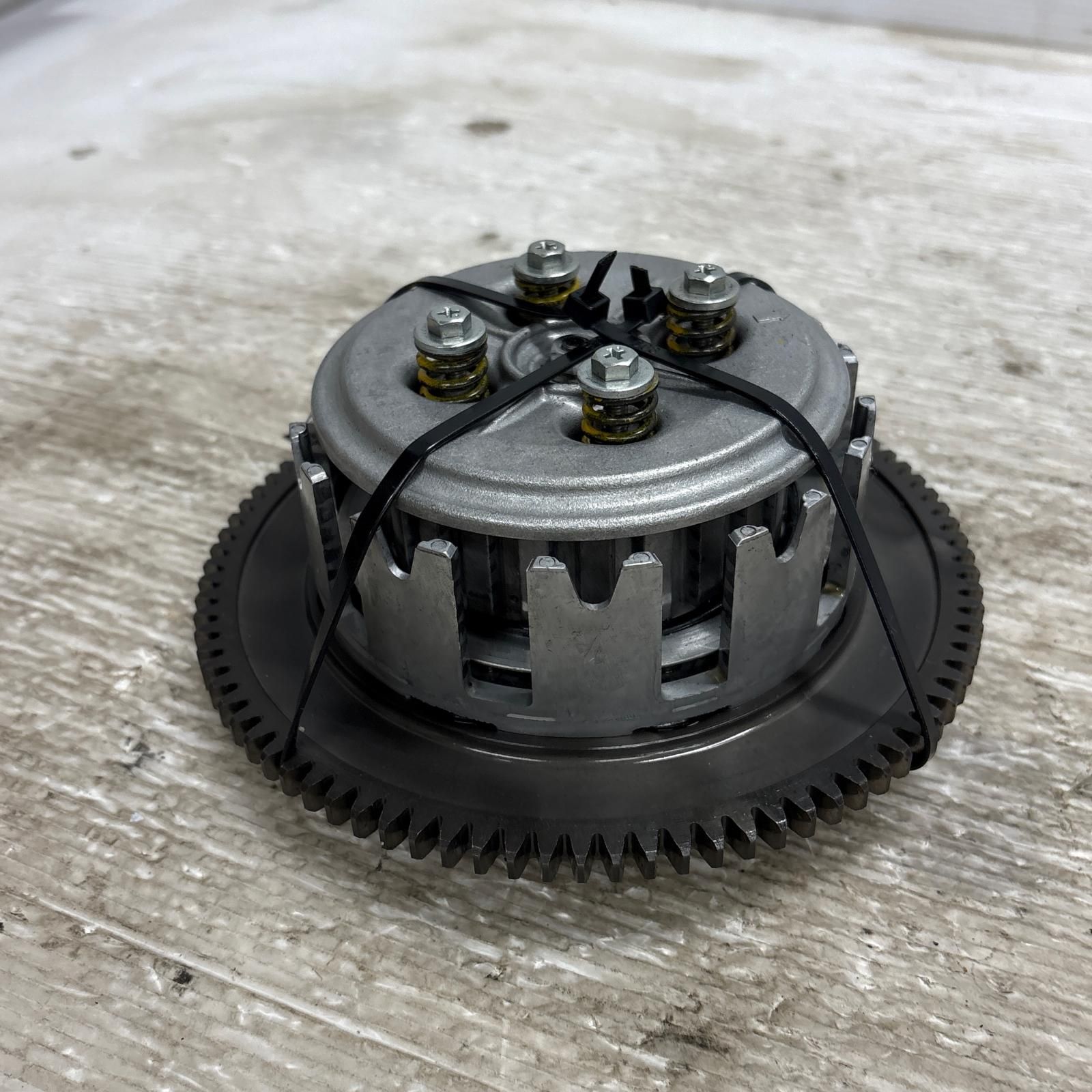 2KR クラッチハウジング