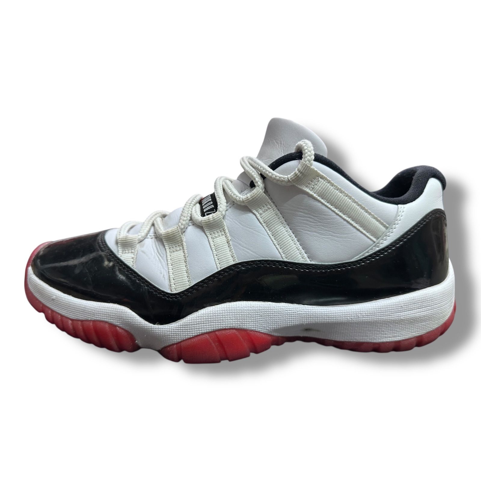 NIKE Air Jordan 11 Low Gym Red ジョーダン11 ブレッド AV2187-160 