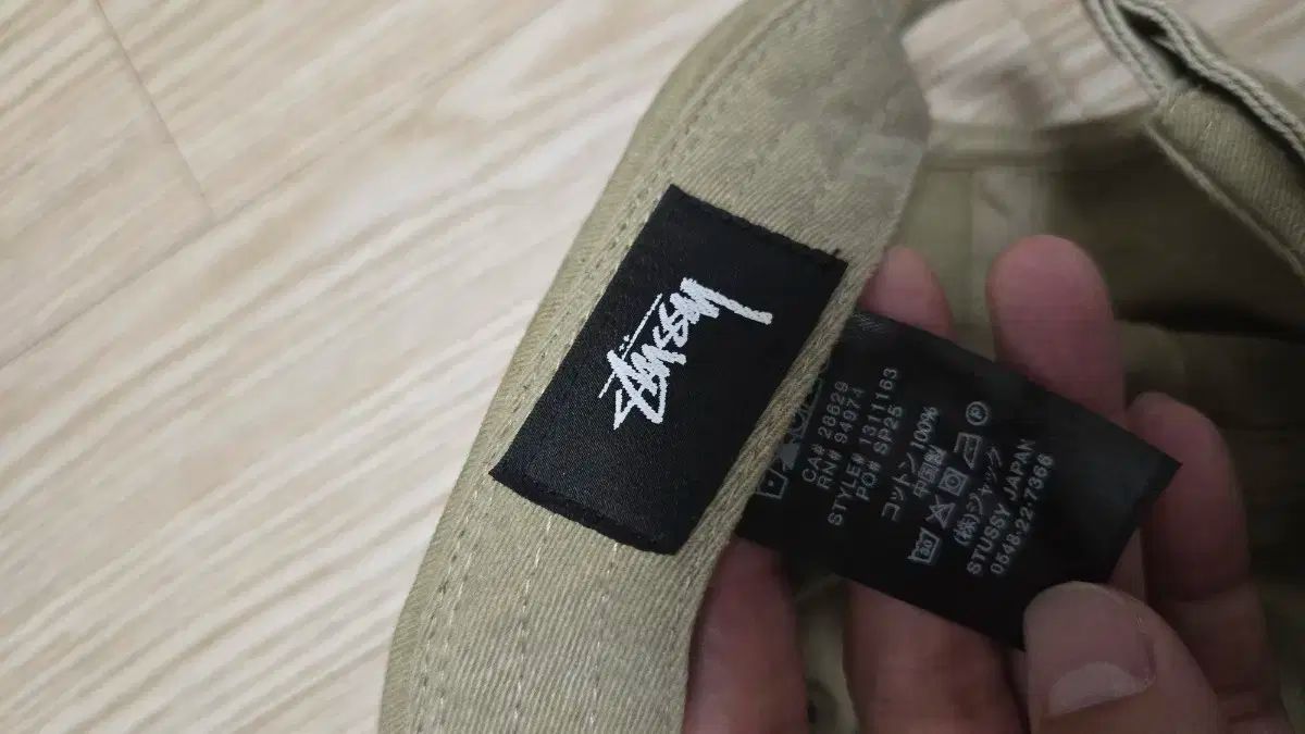 STUSSY ステューシー ベースボールキャップ カーキ 帽子