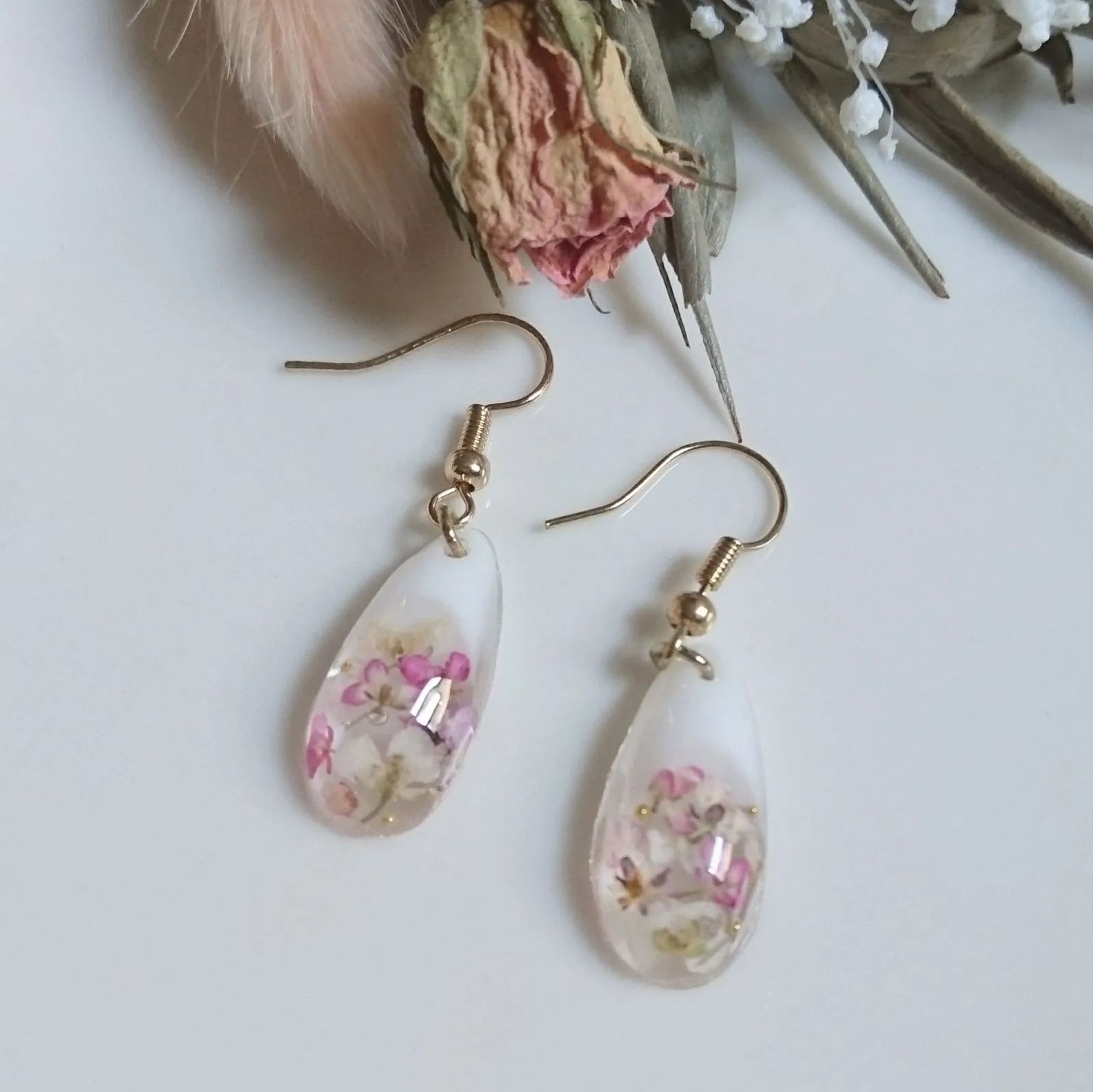 ハンドメイドピアス☆フラワーピアス☆ レジンピアス☆ ドライ