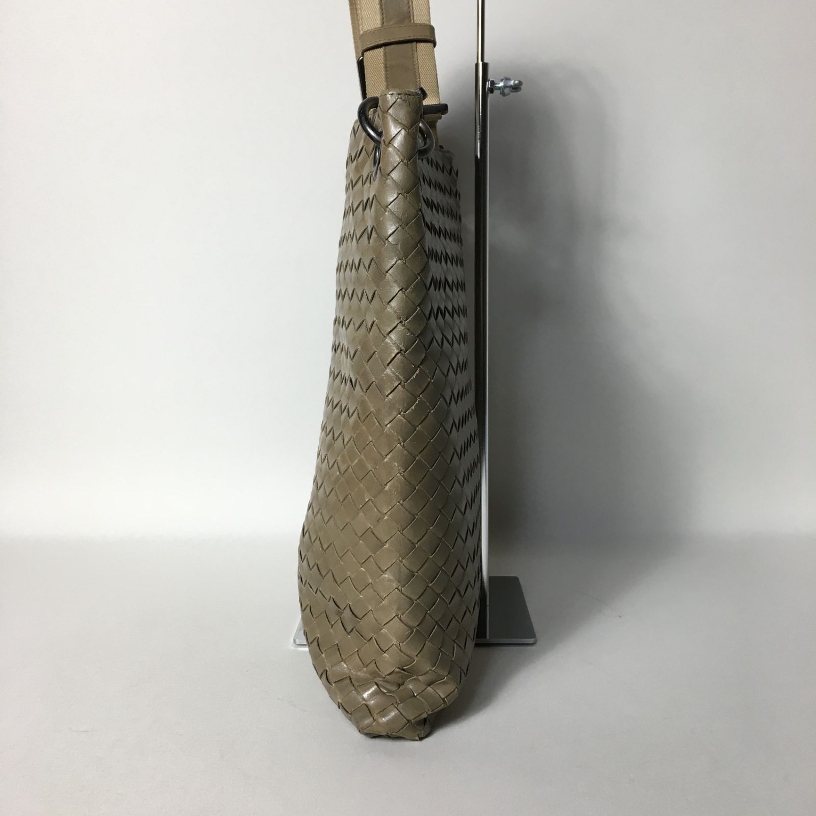 2503-216｜ボッテガヴェネタ イントレチャート ショルダーバッグ ブラウン