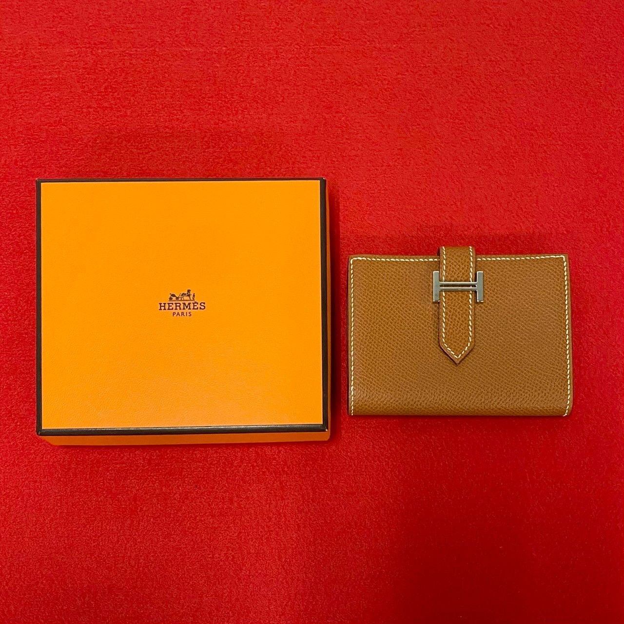 未使用保管品 箱付き □H 刻印 HERMES エルメス ベアン ヴォーエプソン レザー ゴールド 金具 カードケース 名刺入れ ブラウン 87903  - メルカリ