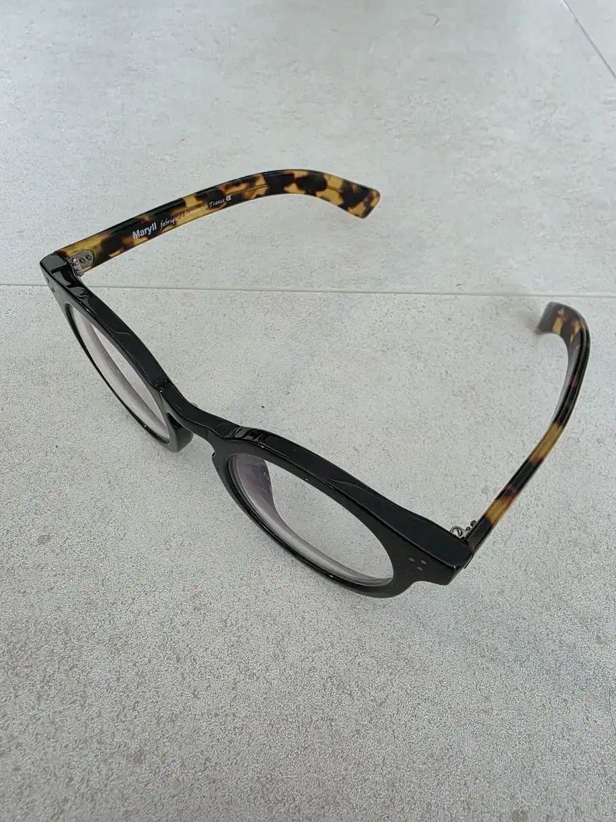 最大35％offセール。 江 マリル Maryll レオパード メガネ