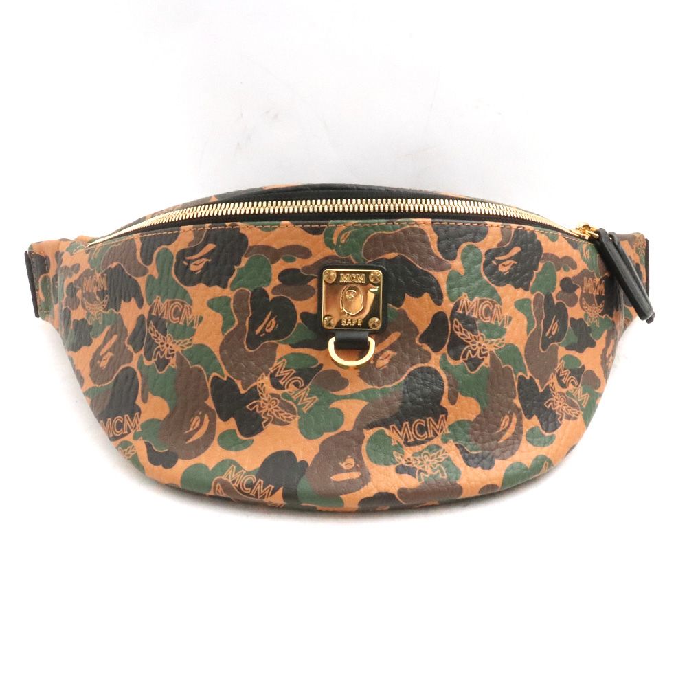 エイプMCM ボディーバック A BATHING APE × MCM ボディバッグ - メルカリ