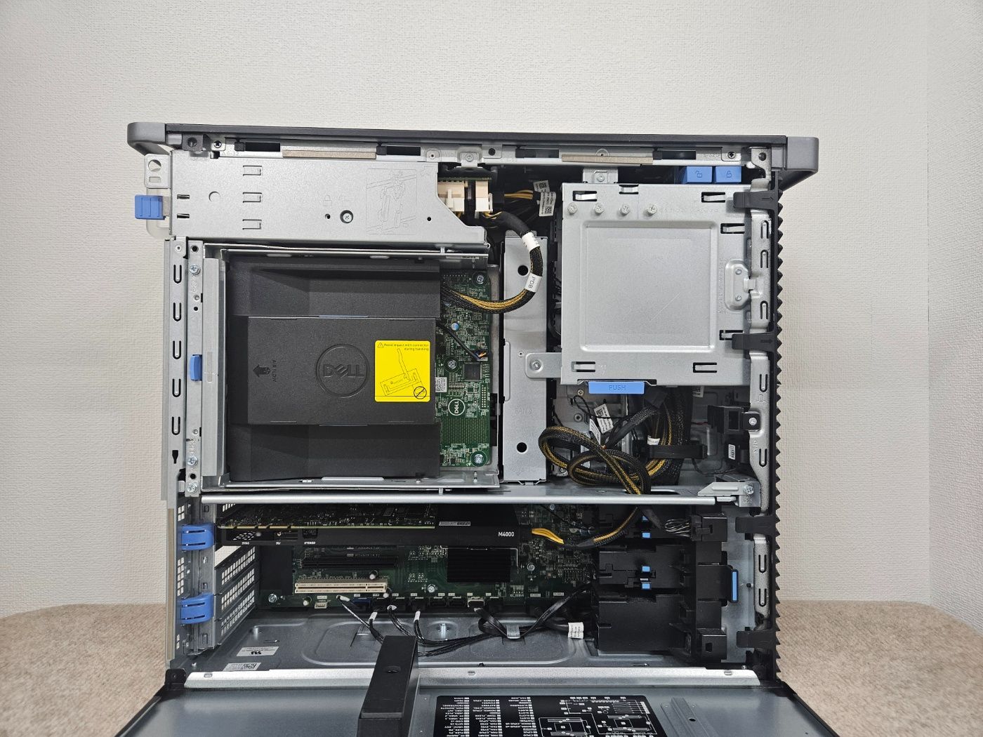 ワークステーション DELL Precision T7820 gold 6148 Dell Precision T7820 Tower - 2x Intel Xeon Gold 6136