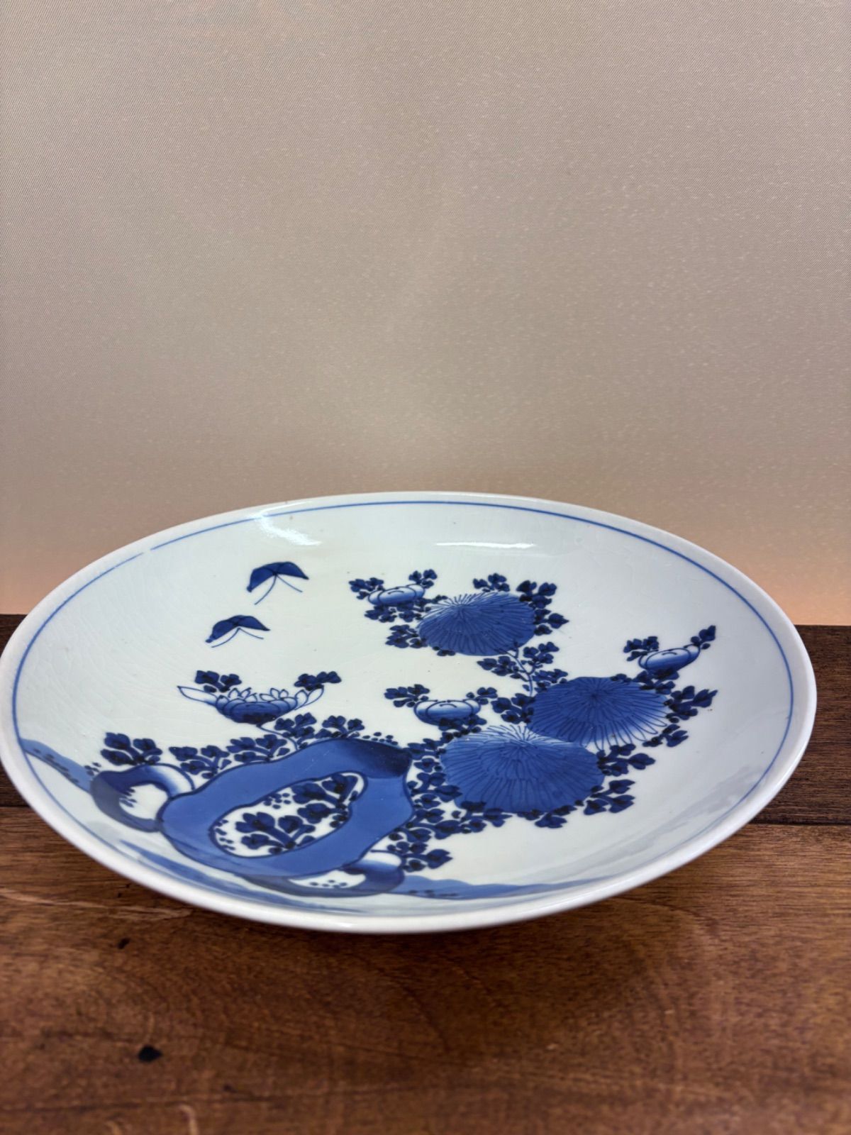 古伊万里 志田窯 【染付 菊花蝶文皿】(26) 28.8センチ - メルカリ