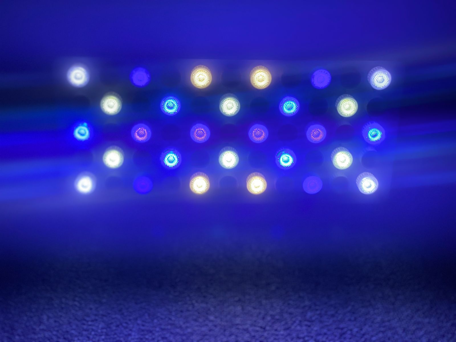 珊瑚水槽照明 LEDライト ブラックボックス PSE技術基準適合 プリズムレンズ