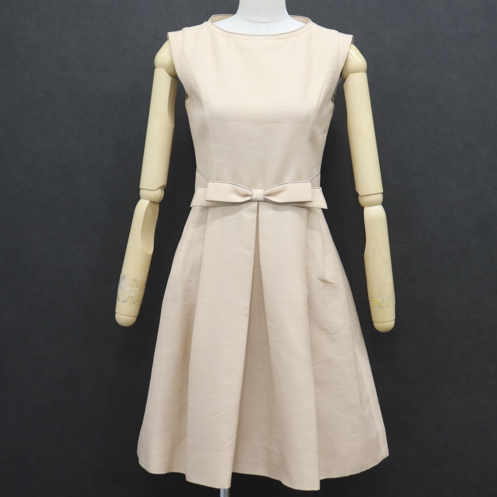 【極美品✨】フォクシー デイジーリン ノースリーブフレアワンピース 38 S-M デイジーリン for フォクシー ふわふわワンピース 36154 38