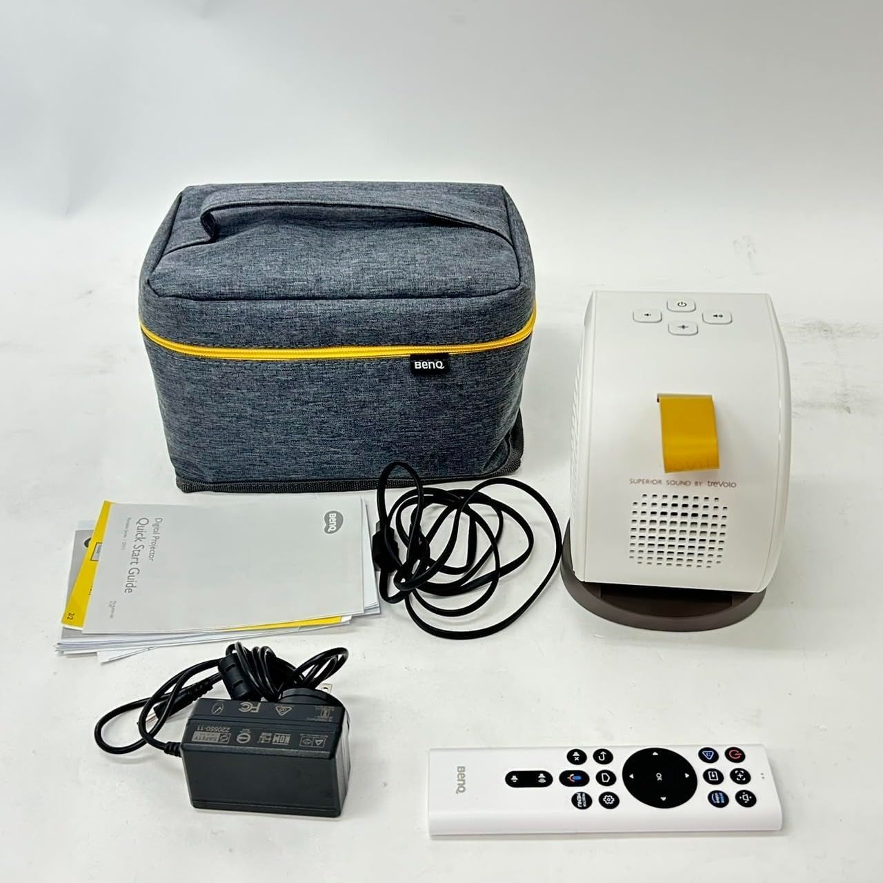 BenQ GV11 ポータブルプロジェクター 収納ケース付き BenQ GV11