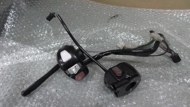 グランドアクシス100　SB06J　の　スイッチ　左右　M8:#1738034545