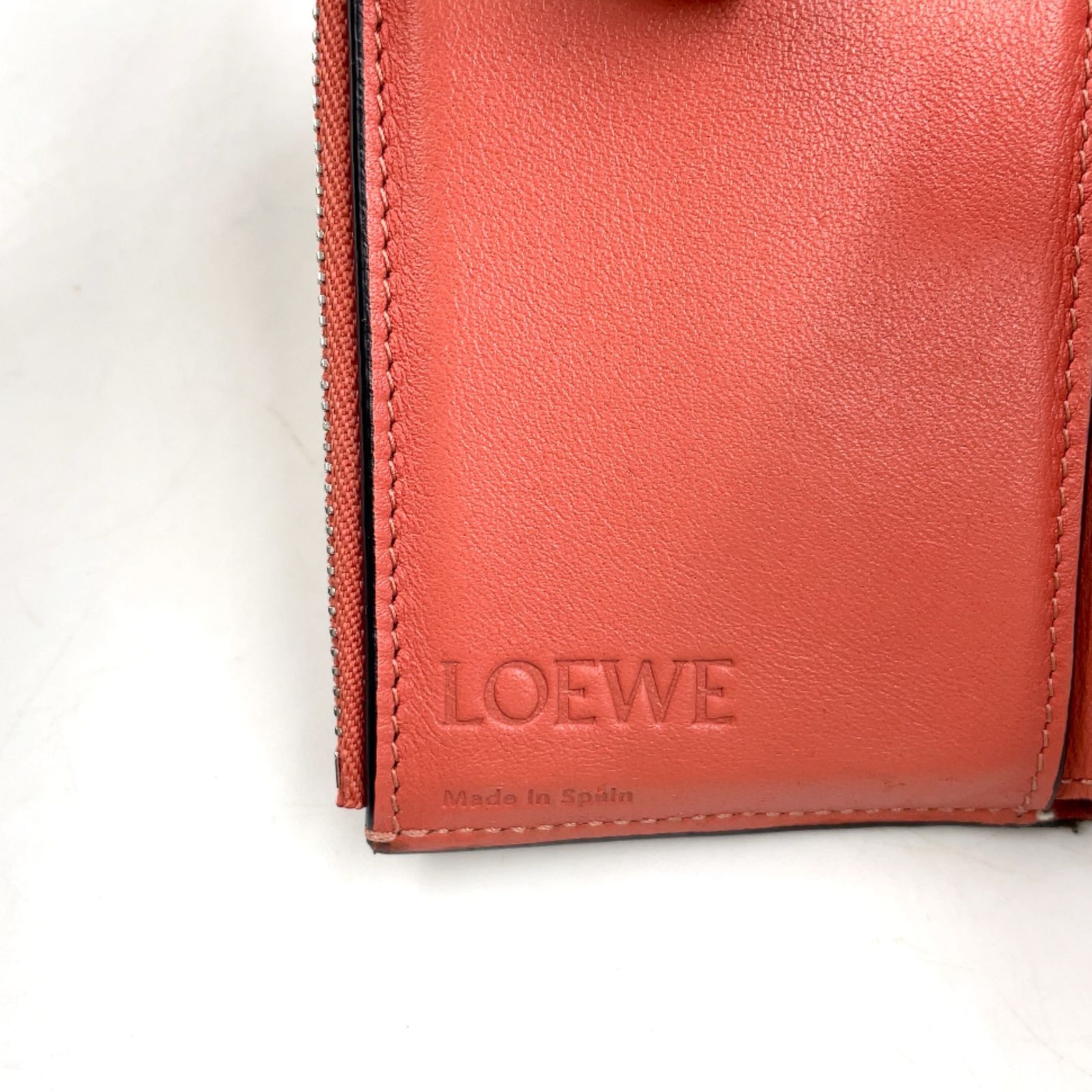 LOEWE バーティカル