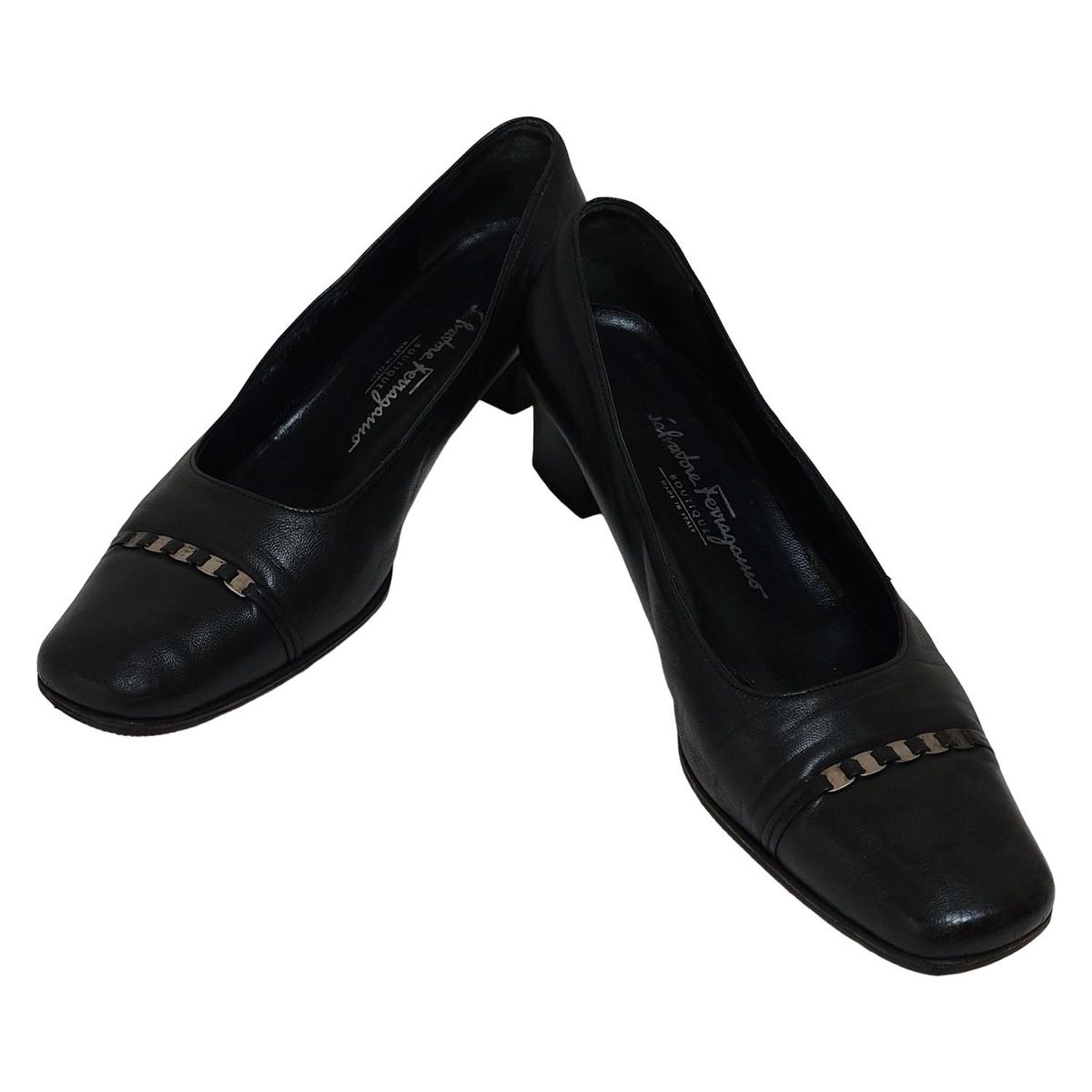 FERRAGAMO|SalvatoreFerragamo サルバトーレフェラガモ パンプス 7 1|2 D レディース - 黒 ヴァラ|アウトソール張替済 レザー