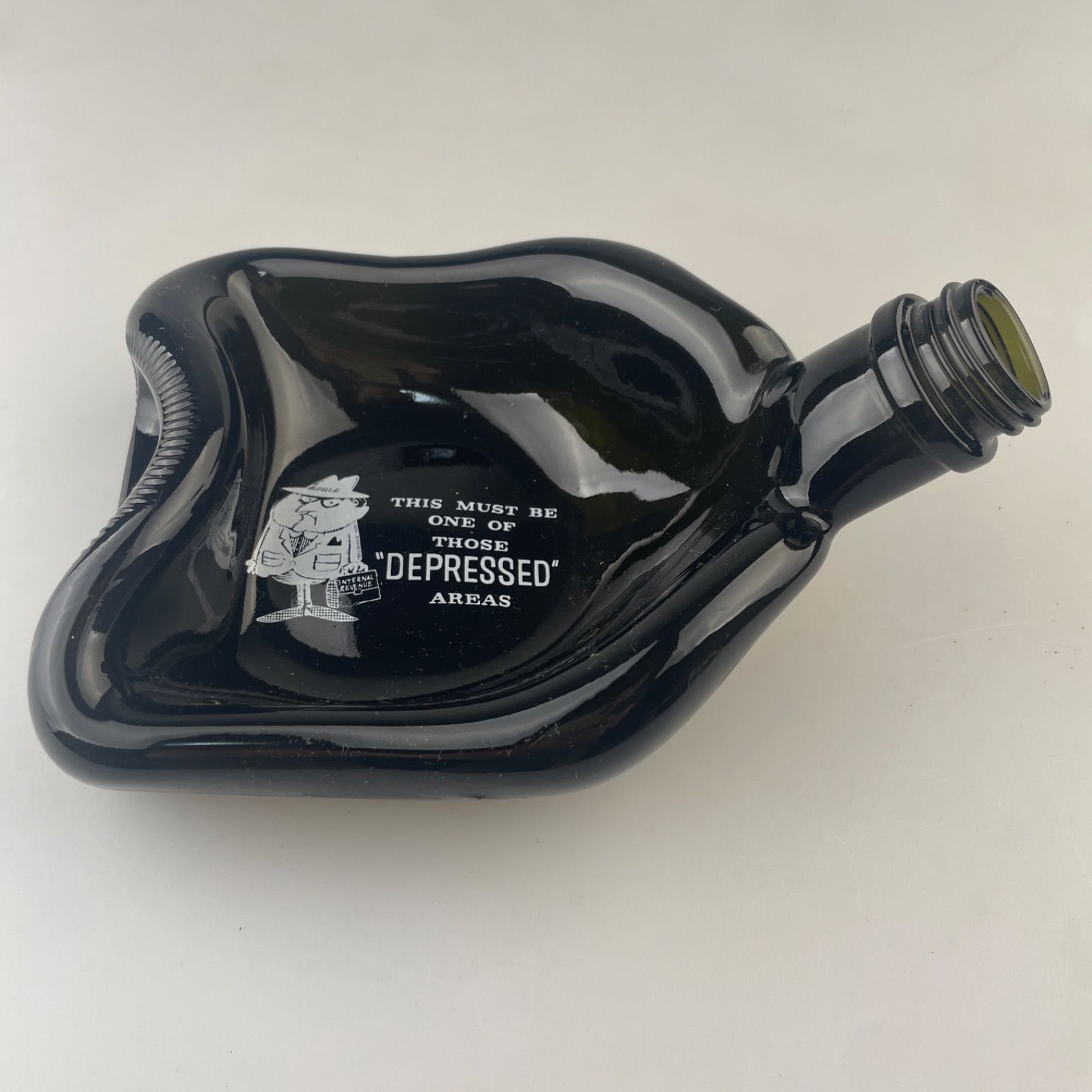 レア　灰皿　ブルドッグ　ビンテージ　アンティーク　レトロ ビンテージ サントリーボトル灰皿 未使用品 デッドストック 昭和