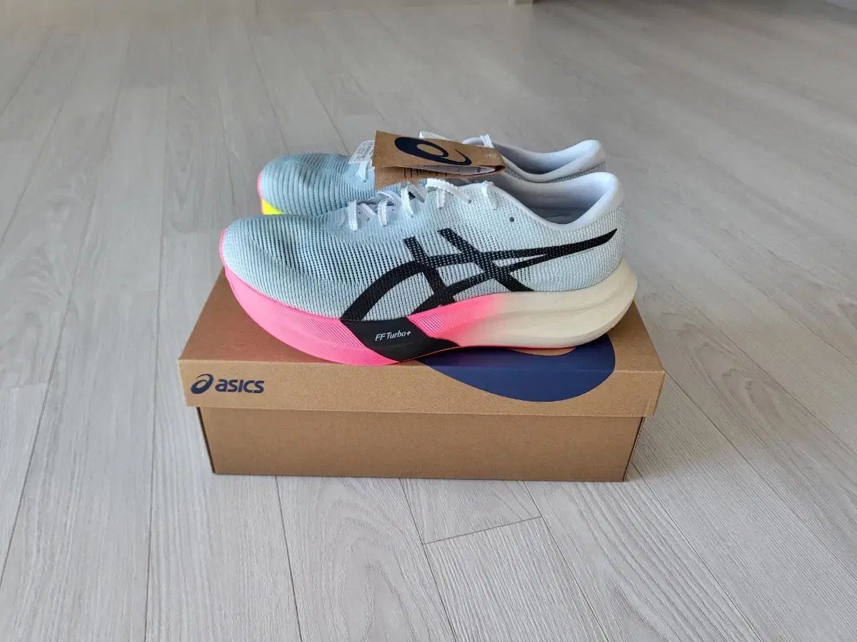 【雷市場（ポンジャン）商品韓国直送】 asics(アシックス) メタスピード スカイ パリ 280