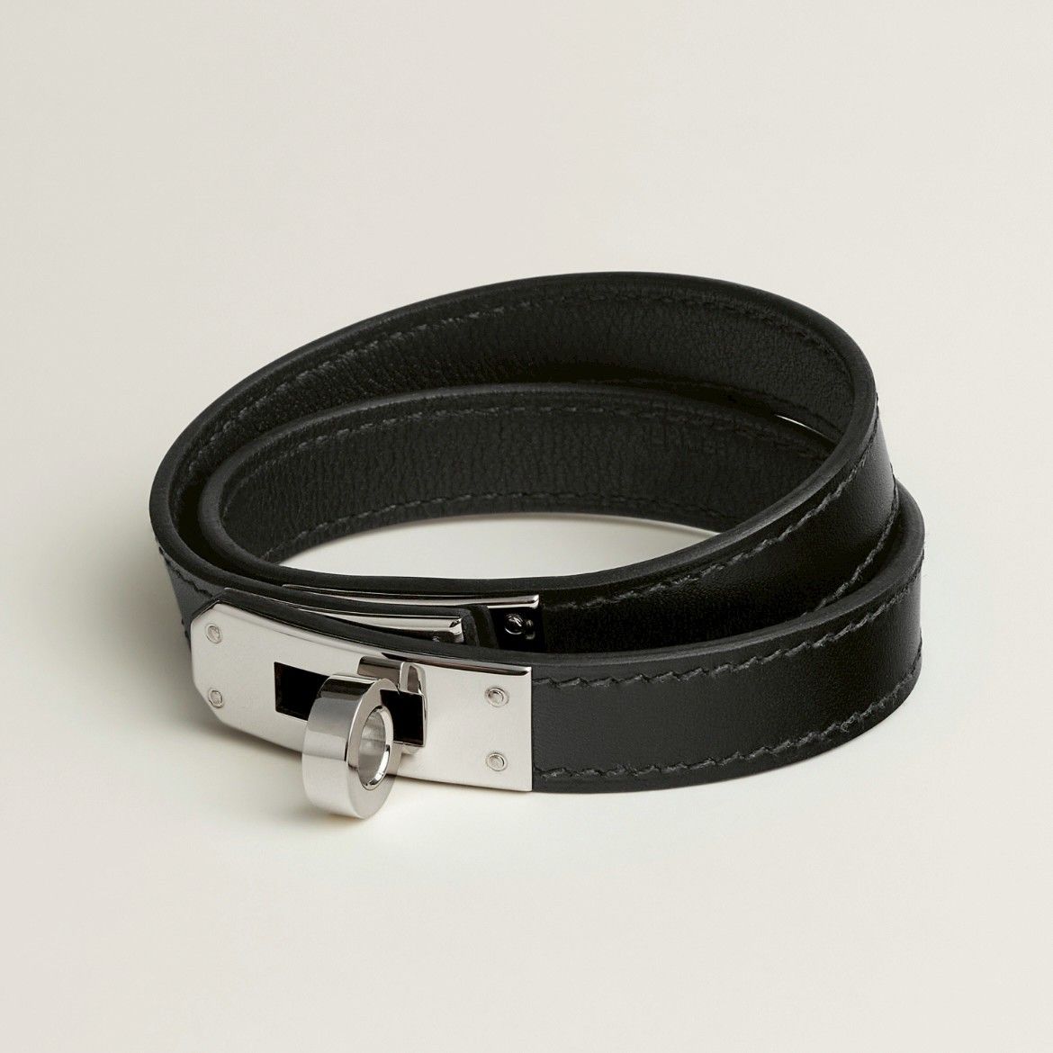新品未使用　HERMES エルメス　レザーブレスレット ケリー　T5 ブラック レザーブレスレット 《ケリー》 ドゥブルトゥール ソー
