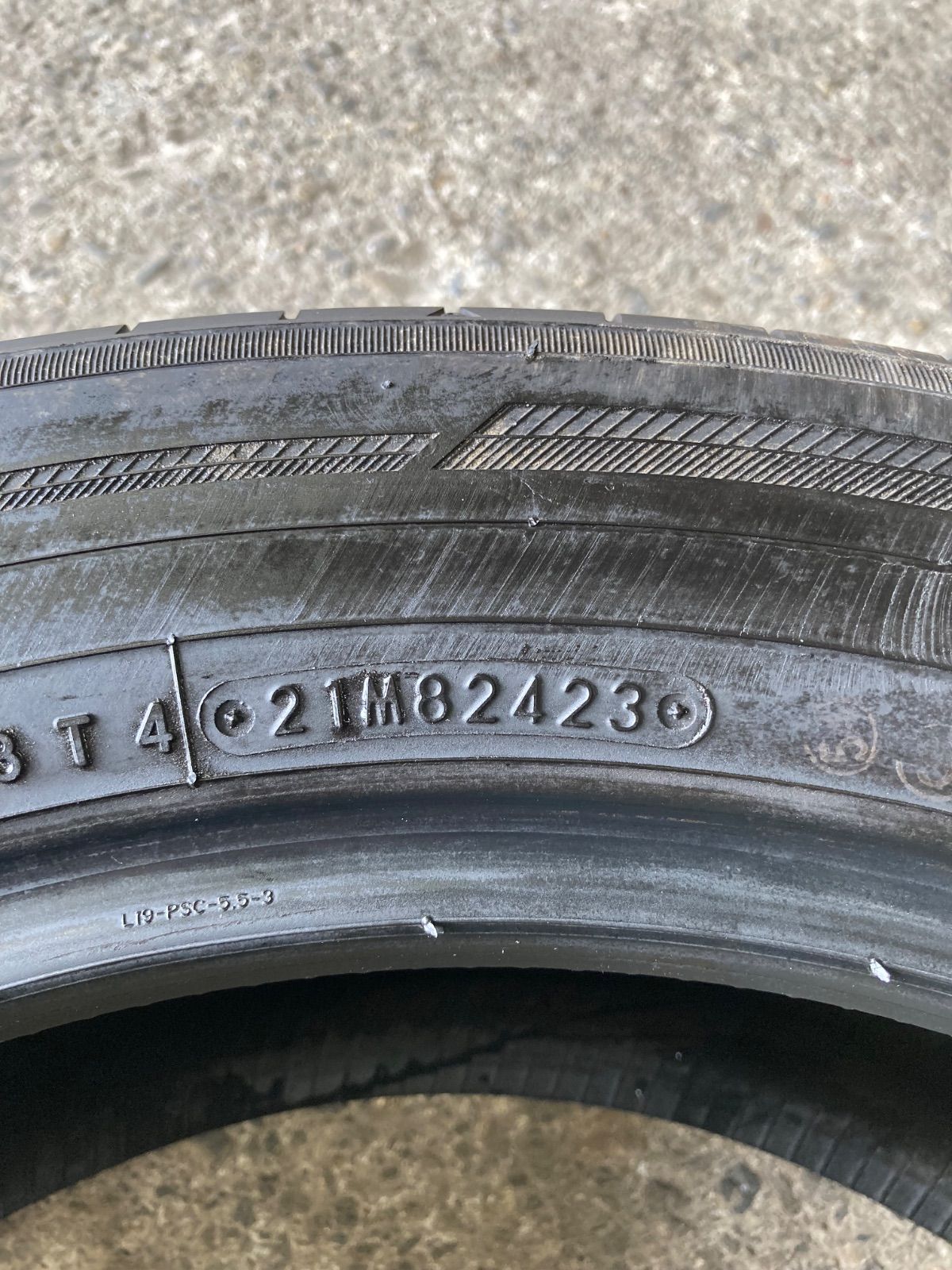 225|55R19 TOYO