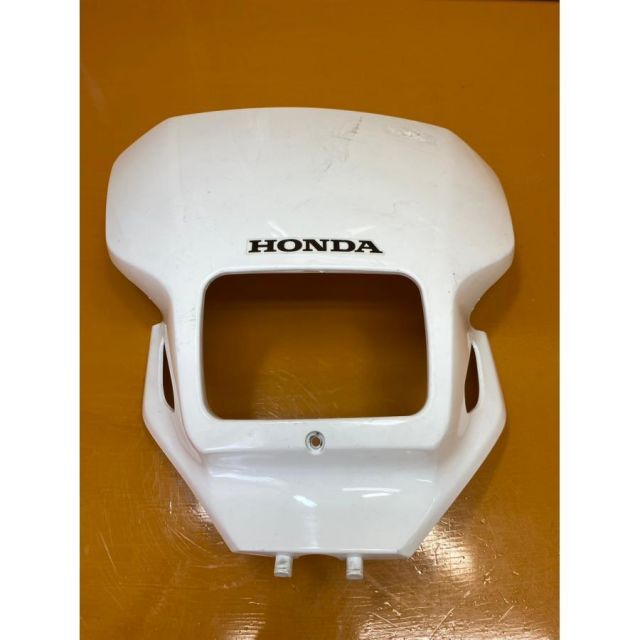 割引 中!! 70850 HONDA ホンダ CRM250AR MD32 ヘッドライトカウル フロントカウル 白 61301-KAEK-7700 歪み有り