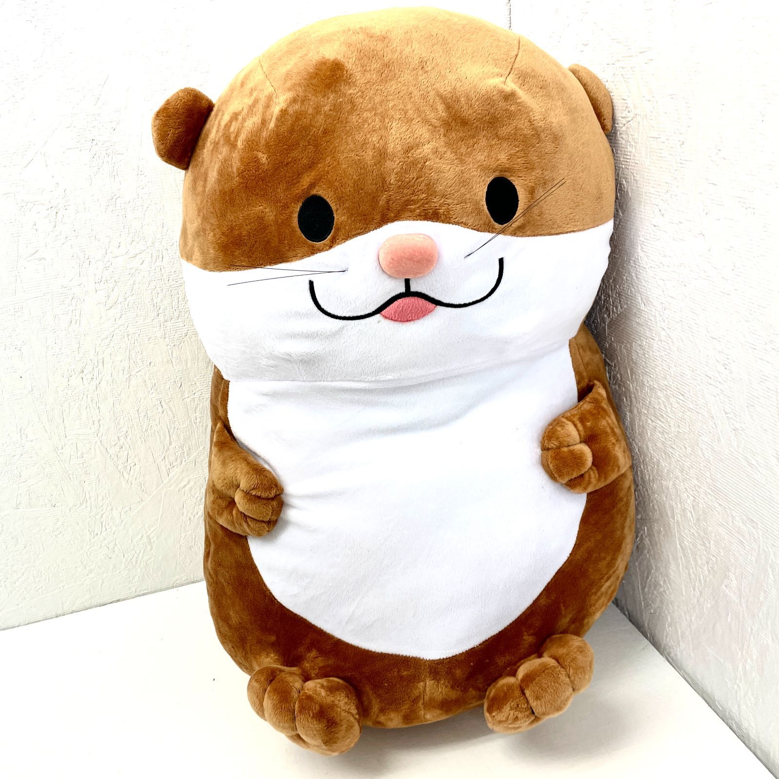 カワウソ ぬいぐるみ 特大 cute ハッピーマリン カワウソ ぬいぐるみ 特大 BIG - メルカリ