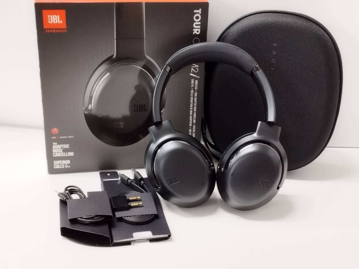 JBL TOUR ONE M2 ワイヤレスヘッドホン - メルカリ