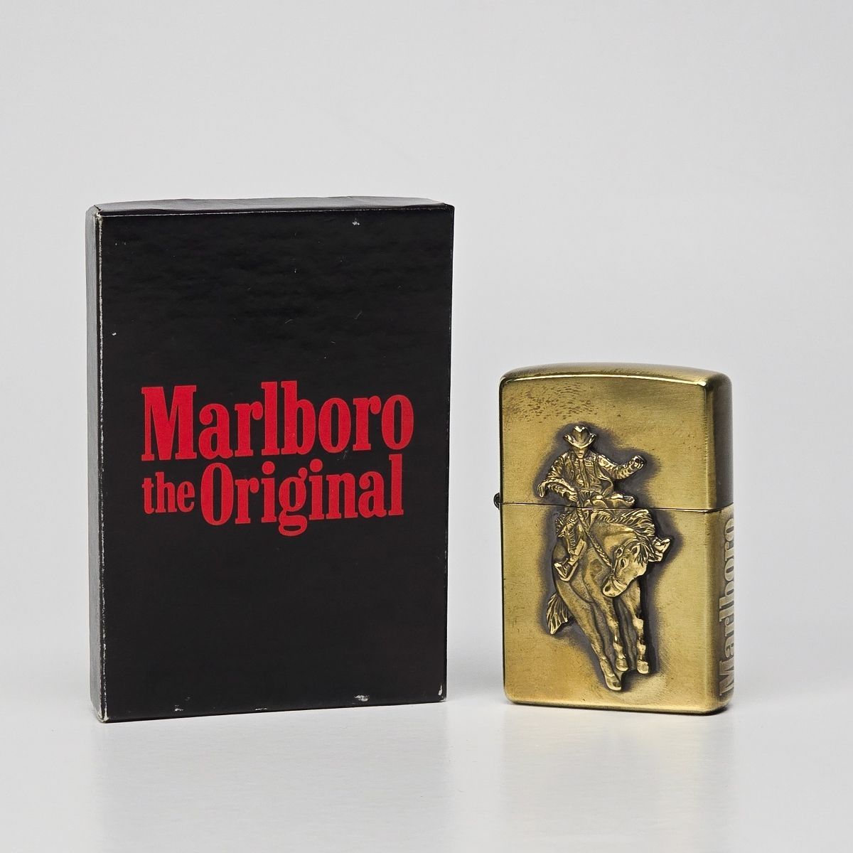 Marlboro 金属製ライター 甘ったるく