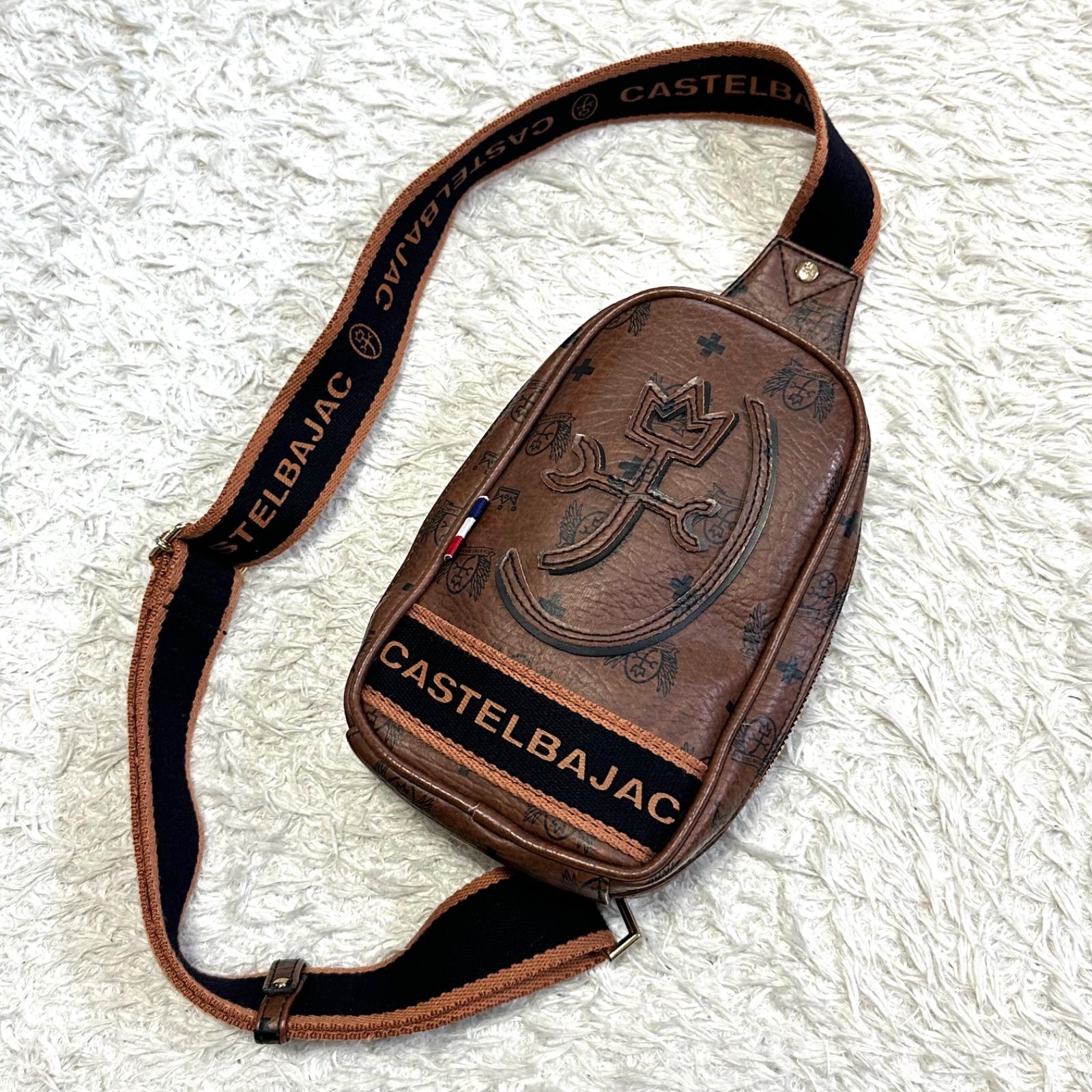 美品】CASTELBAJAC カステルバジャック ボディバッグ ショルダー