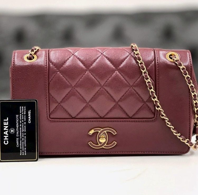 シャネル　マドモアゼル　ラムスキン　ワインレッド　ショルダーバッグ　21番台 シャネル マドモアゼル ラムスキン ワインレッド ショルダーバッグ 21
