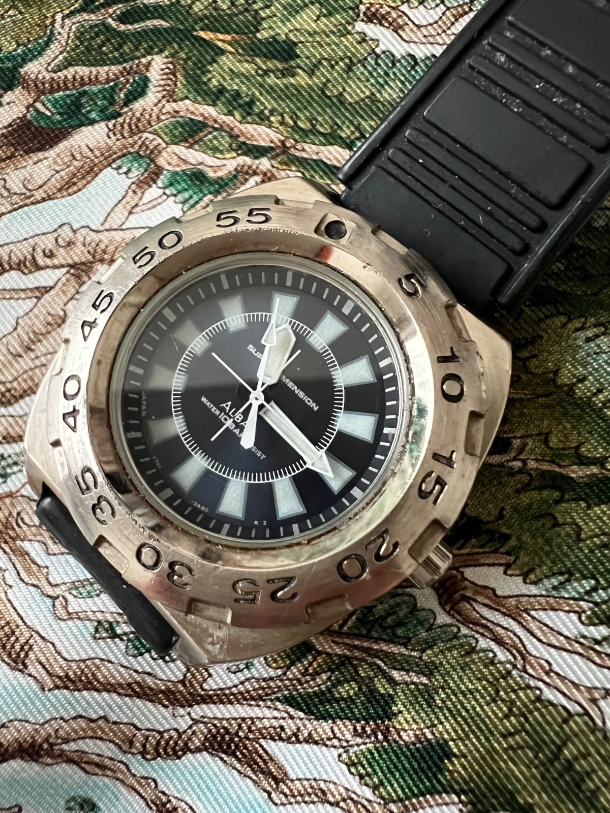 セイコー SEIKO アルバ スーパーディメンション ダイバー クオーツ ボーイズ 時計 v701-2c80