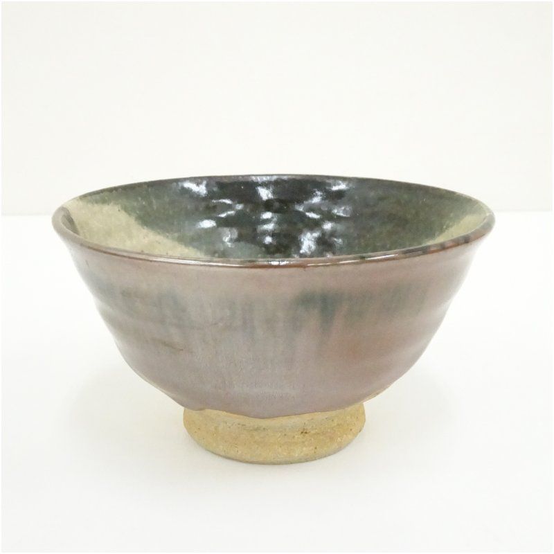 河井武一造 灰釉掛分茶碗 共箱 茶道 抹茶 おしゃれ 抹茶茶碗 抹茶碗 和食器 レトロ 茶器 骨董 茶わん 茶会 茶の湯